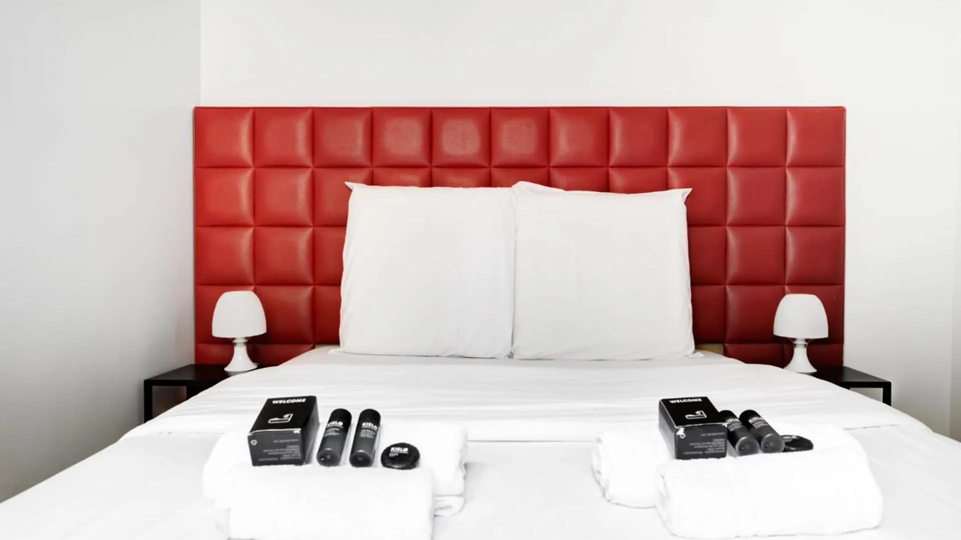 Moderne Avec Cuisine Equipee Et Balcon Apartment Paris